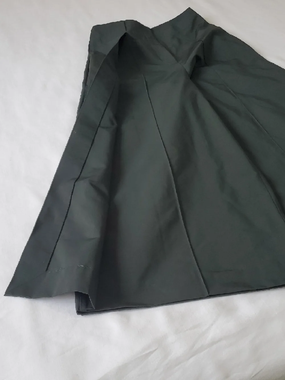 COS Flap Detail Wide-leg Trouser - Picture 11 of 12